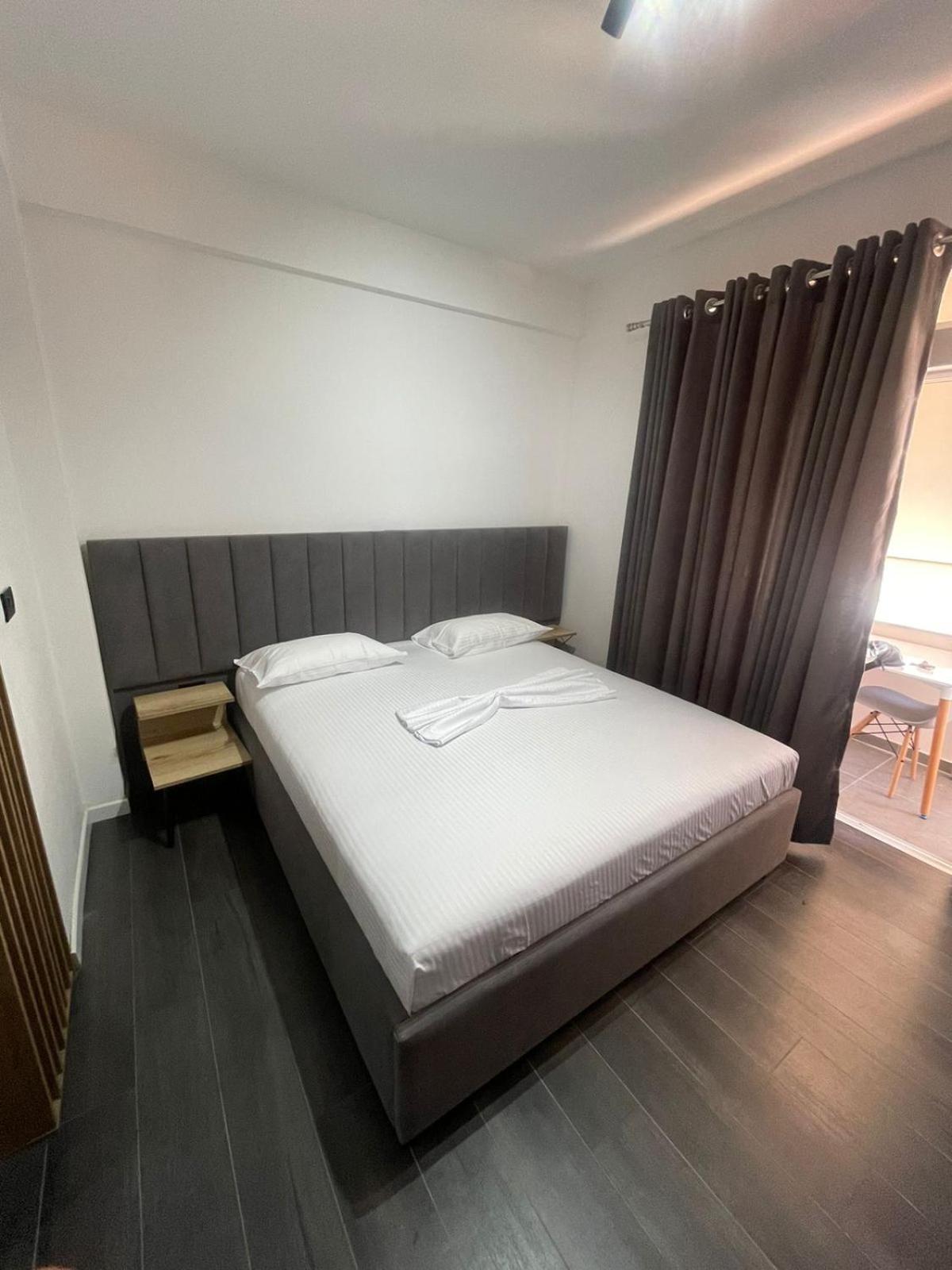 Aries Apartments ซารานเดอ ภายนอก รูปภาพ