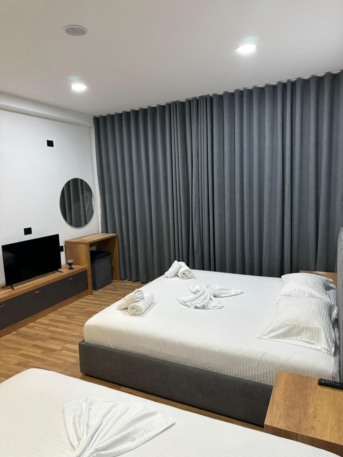 Aries Apartments ซารานเดอ ภายนอก รูปภาพ