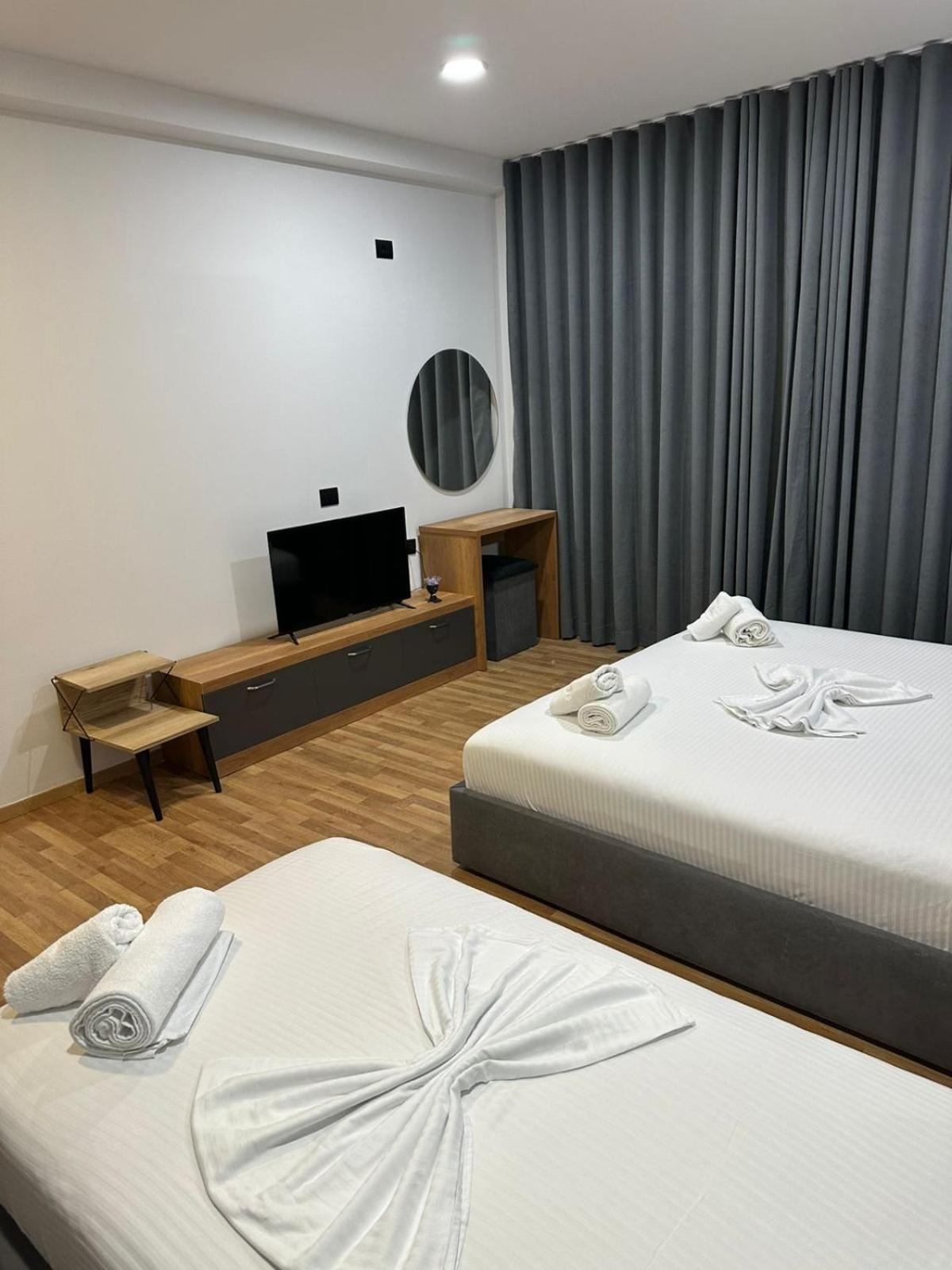 Aries Apartments ซารานเดอ ภายนอก รูปภาพ